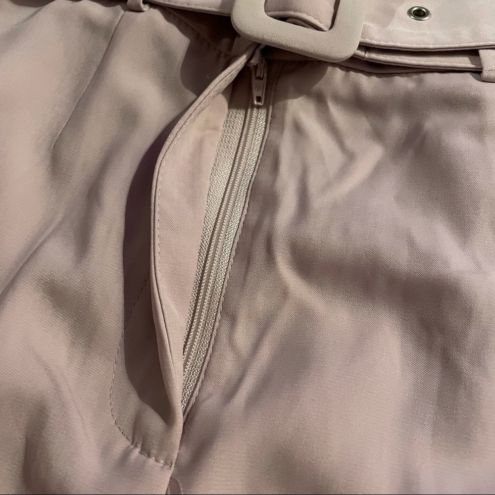 Pink Pants - Picture 5 of 8